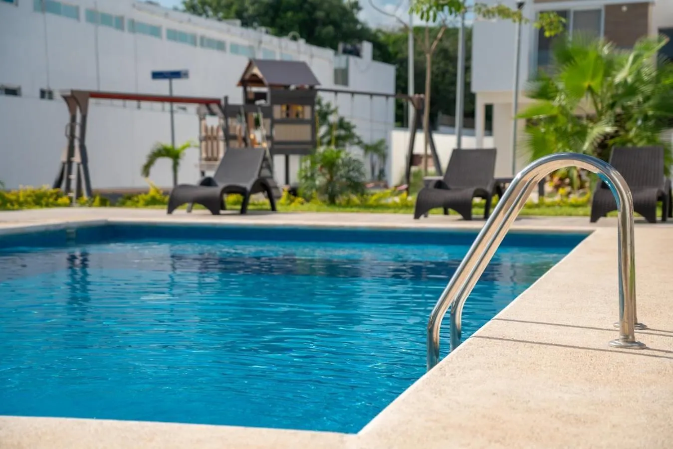 3Br House W/ Pool, Security & Excellent Location! Villa Cancun