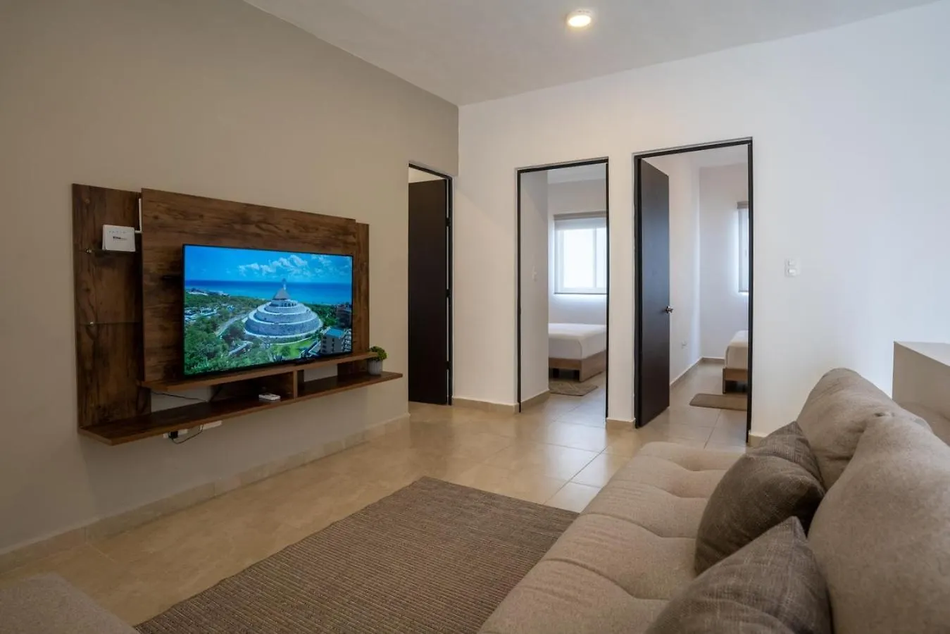 Vila 3Br House W/ Pool, Security & Excellent Location! Cancún 0*,  Mexiko